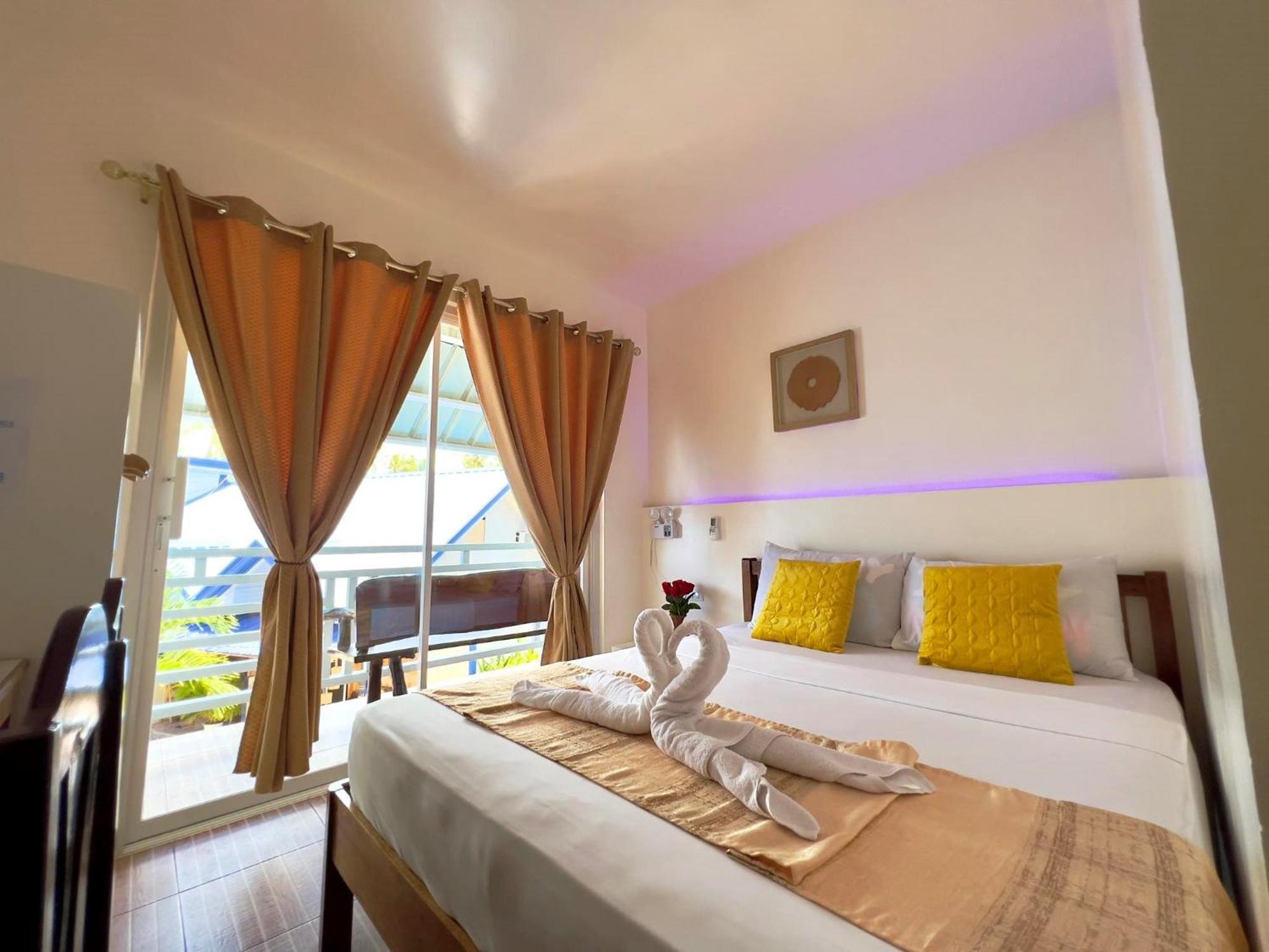 Foxtail Siargao Island Guesthouse General Luna  Exterior photo