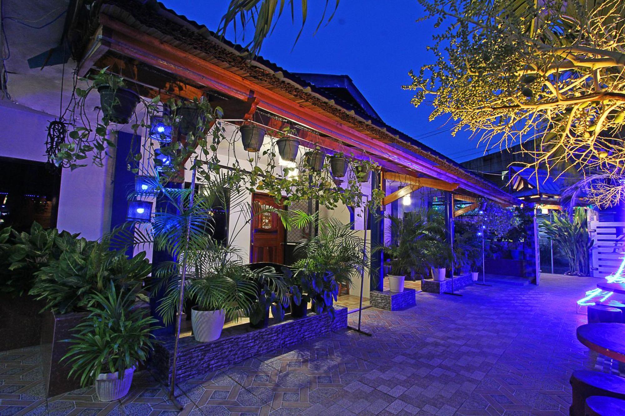 Foxtail Siargao Island Guesthouse General Luna  Exterior photo